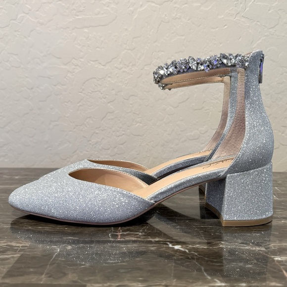 NEW Badgley Mischka Jewel Cathleen Heels - Picture 6 of 14